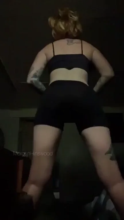 Phat Tattooed PAWG Booty Tease and Spread