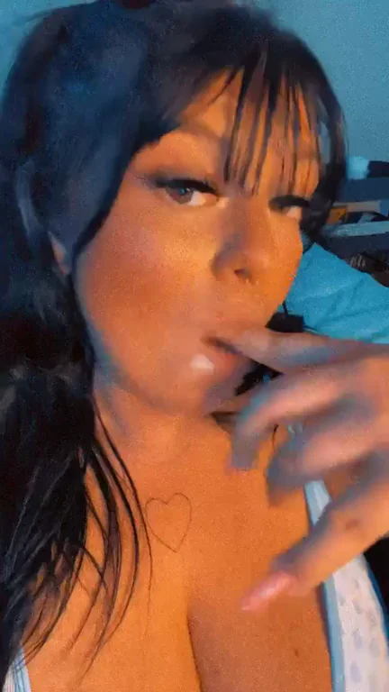 🤤“ making a big big mess