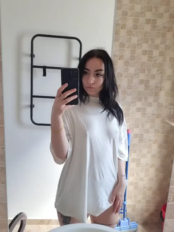 Baggy T-shirts and tiny titties