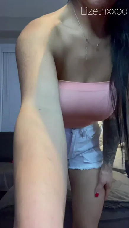 🍆 Colombian Busty Slut Begs for Xmas Cum on Her Massive Tits 💦