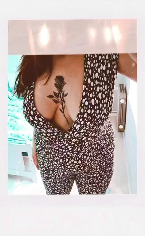 ðŸ’Don't see many french girls posting here, so here are my boobs