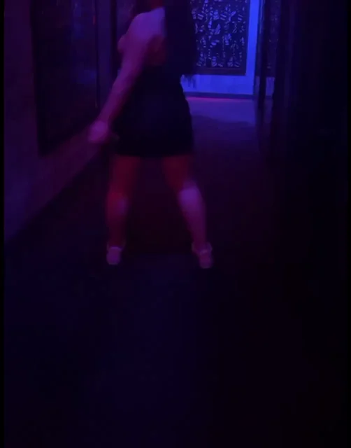 hopefully nobody seen my fat latina ass [f]