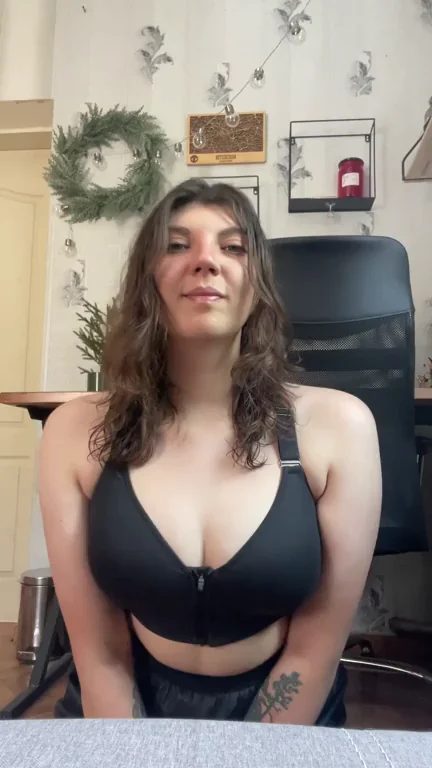 Cute Goth Babe 💋 Teasing Her Massive Tits in Shiny Black Bra 🔥