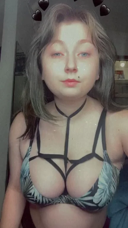 I never know what to put here, so here’s titties!! ??