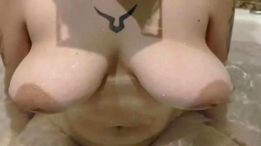 boobs bouncing in the tub