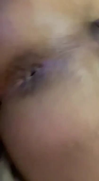 Look deep into my eyes when you cum for me...