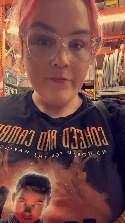 I love flashing in public!