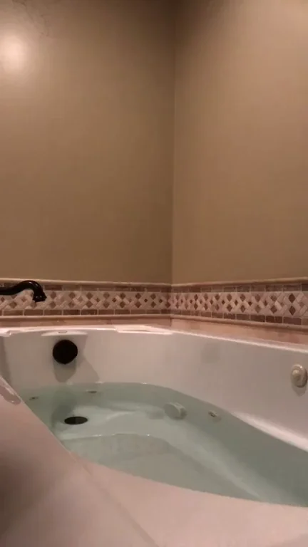 This butt plug has gotten to easy