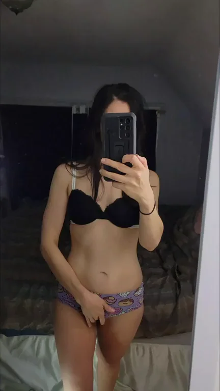 Wanna Try My Tight Body Tonight? 🔥😈