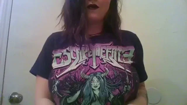 Slow Mo Titty Drop & Juicy Squeeze on Band Tee Babe
