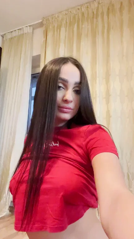 Neighbor Babe's Titty Tease Nudes 😈💋🔥