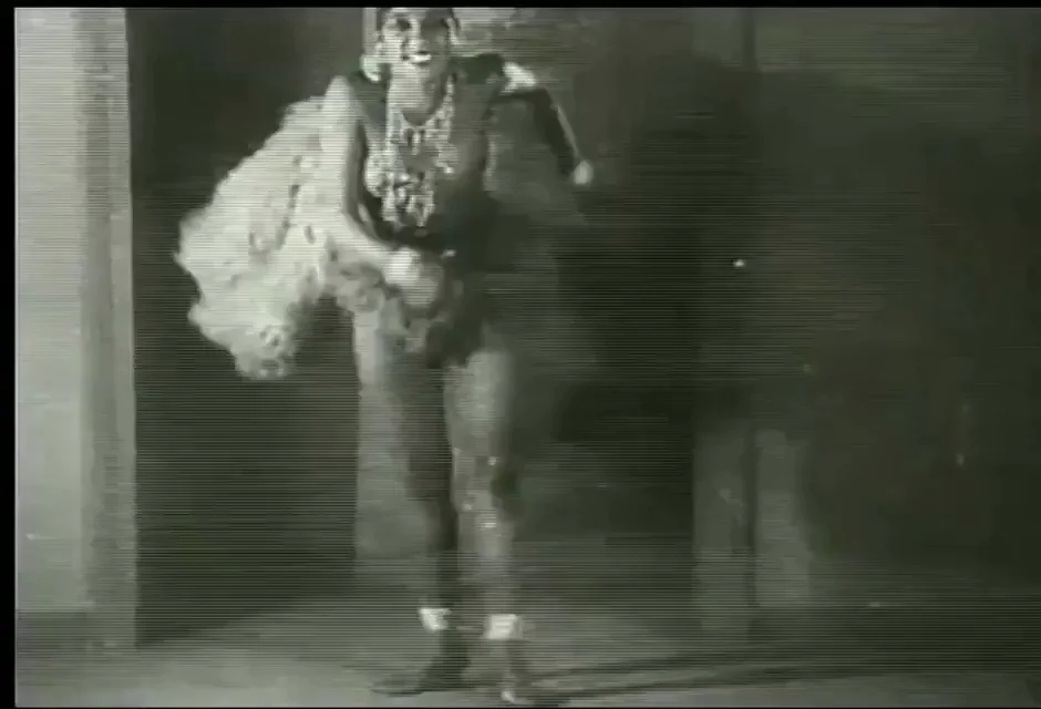Josephine Baker's Sultry Ostrich Feather Tease - 1927 Vintage Heat