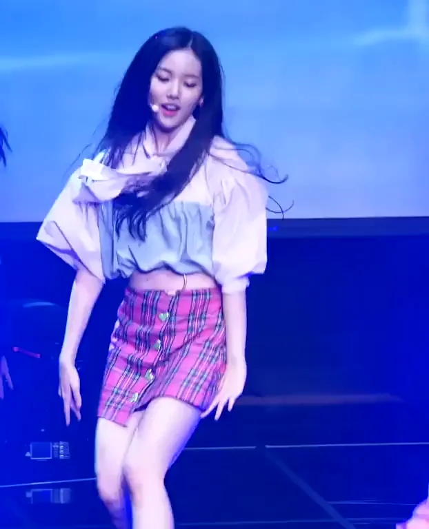 soojin weeekly