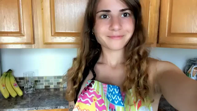 Let me cook you dinner in this apron? ??