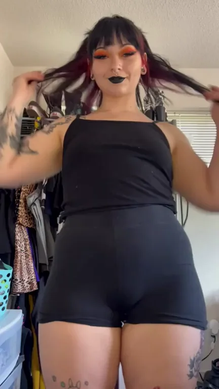 swaying my wide hips while I drop my small titties (OC)