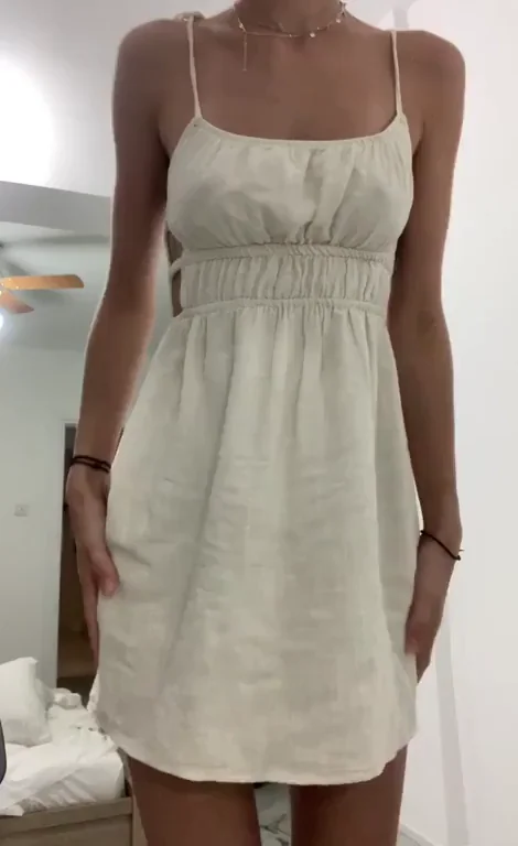 Tossing Around This 100lb Skinny Slut 😈💦