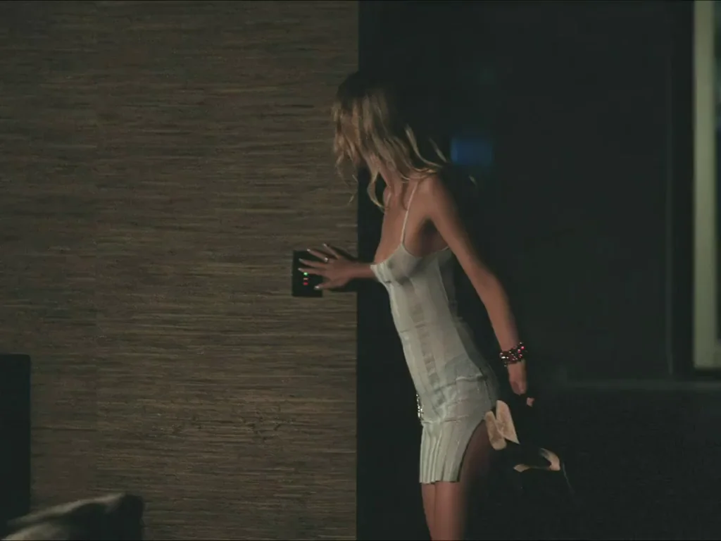 Lily Rose Depp's Steamy Idol S01E01 Tease 🍑🔥