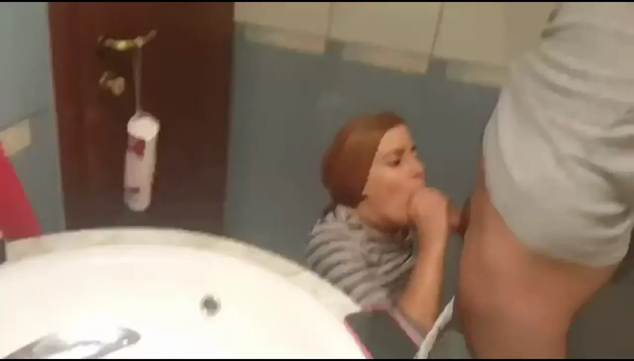Surprise cumshot