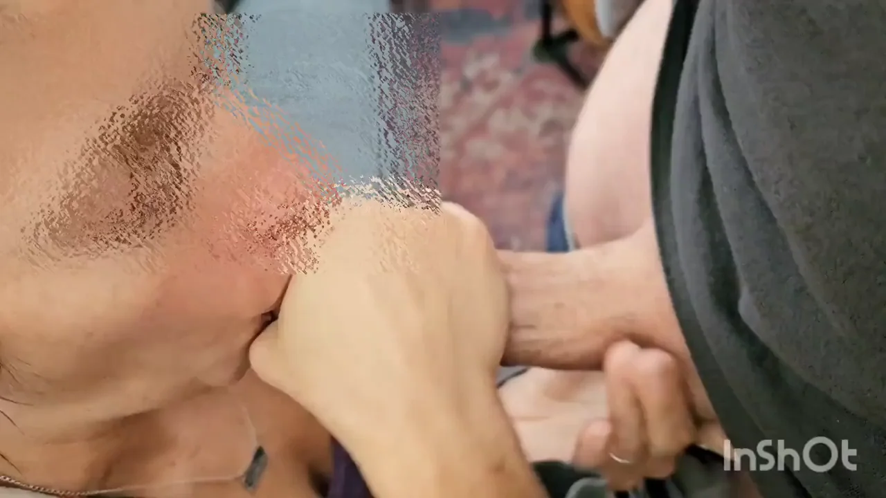 Nuts for Her Hands: Busty Babe Finishes the Job with Sloppy Grip