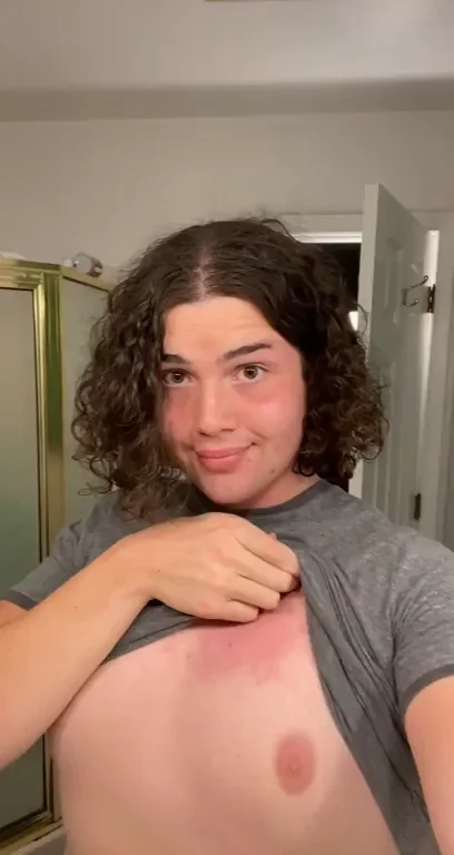 Samantha would love your encouragement to keep feminizing ??