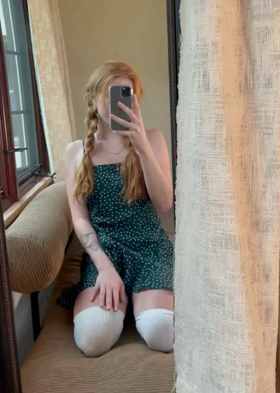 Not Your Fuckdoll, But Your Naughty Fuck Friend 😘💚