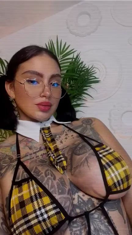 Raw Fuck or Condom? Tattooed Schoolgirl Slut Begs 😈🍆💦
