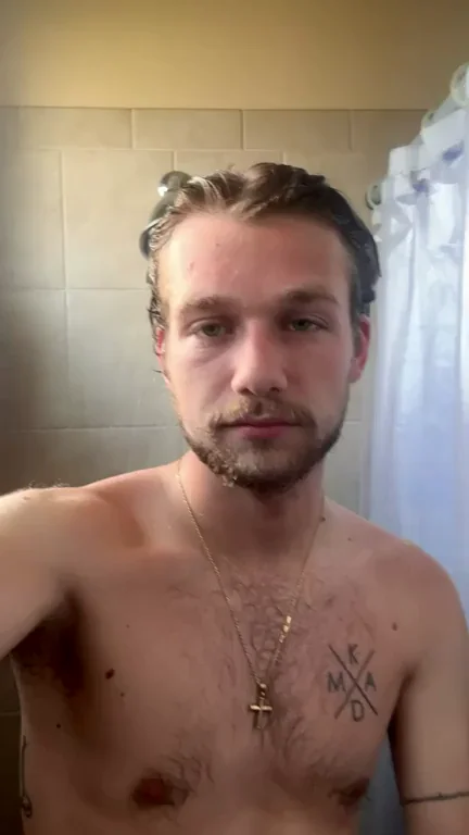 Come Touch My Thick Shower BWC 🍆💦