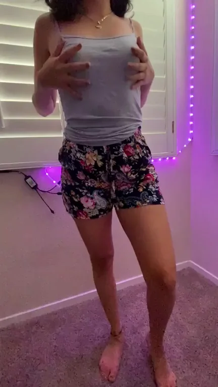 Tits Tease Surprise 🍈🍑💦