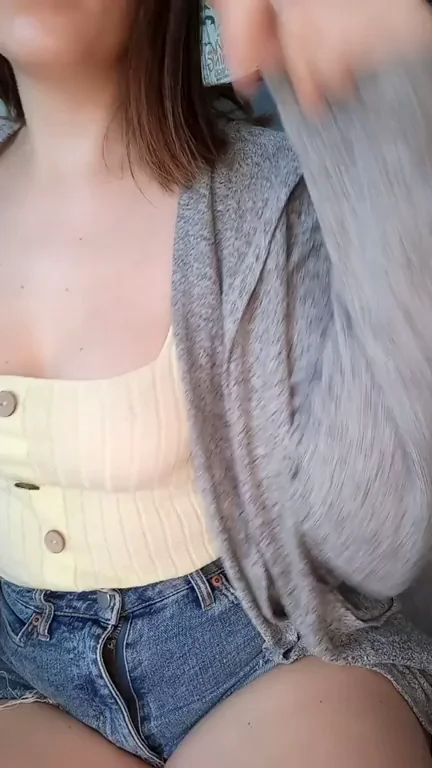 Squeeze My Juicy Tits, Pretty Please? 😍💦