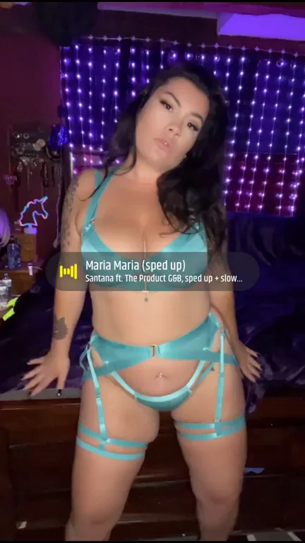 Happy MILF Monday!