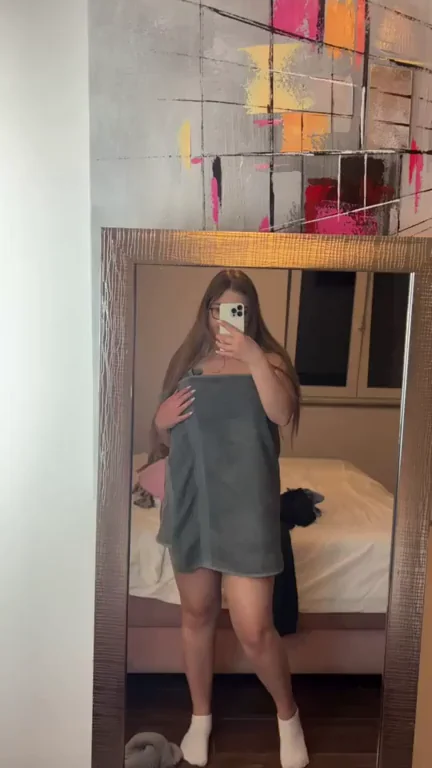 hope you don't mind my belly and still think im fuckable