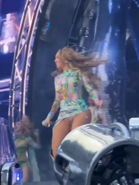BeyoncÃ© slo-mo bounce