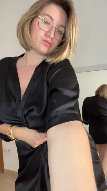 Looking for a hot and passionate affair