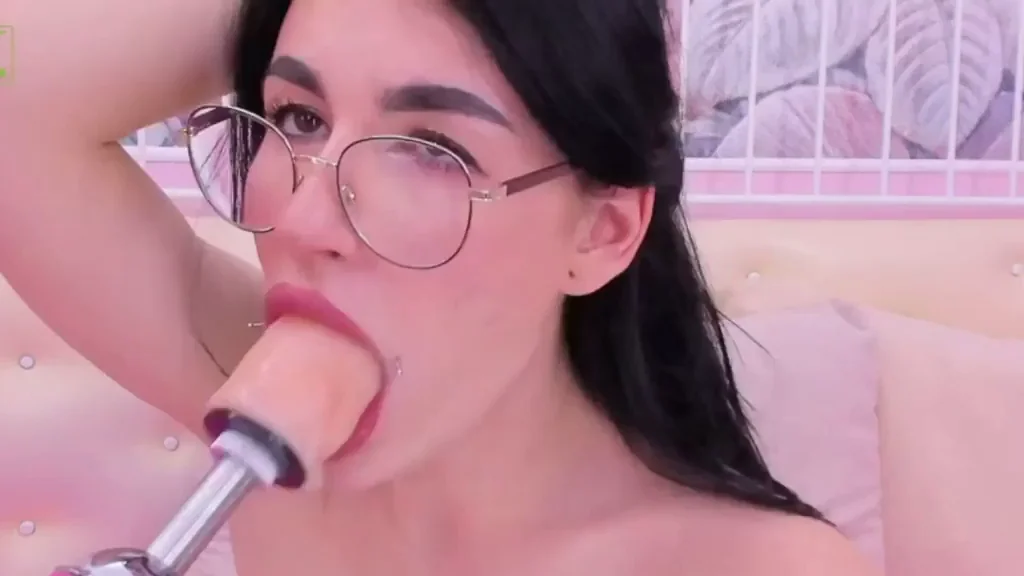 Perfect Fuck Machine Facefuck Training 😈🍆💦