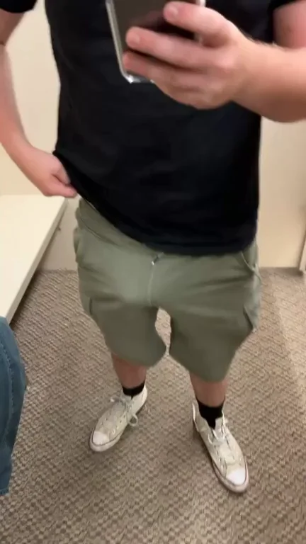 Changing Room Thick Dick Tease 😈🍆