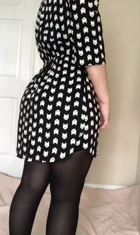 Do you like jiggly butts?