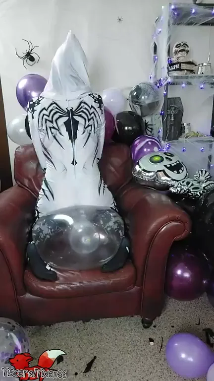 Spooky Halloween Symbiote Slut Rides Balloon Dildo 🍆🎈👻