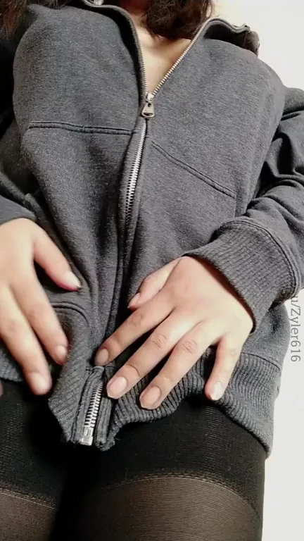 Clit got hard while taking pictures