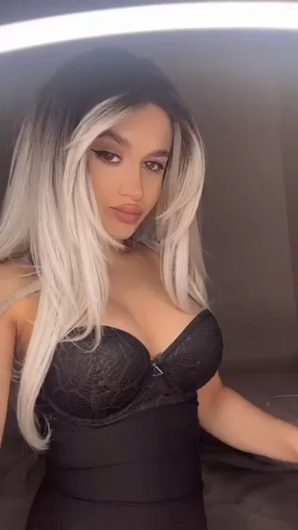 Smash This Slut Now or Tonight? 🔥🍑