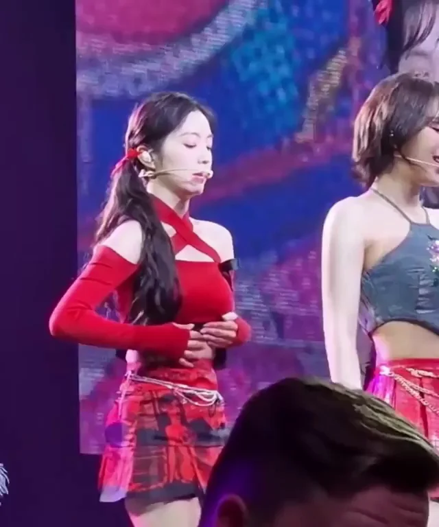 🔥 Red Velvet Irene's Slutty Red Stage Tease 😈💦
