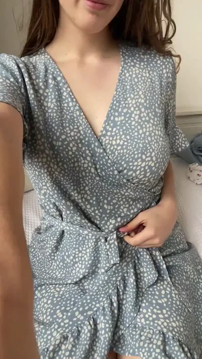 Naughty Wife Kicks Off 2022 with Juicy Tit Tease 😈🍈🍈