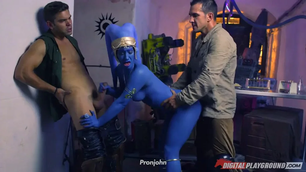 Eva Lovia's Jedi Spitroast Training 💙🍆🔥