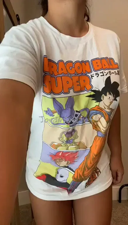 Dragon Ball Slut Flashes Tits and Pussy No Bra No Panties
