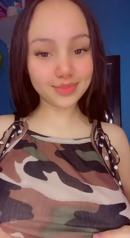 Tiny Natural Titties Greet Your BBC Cravings 😘🍆