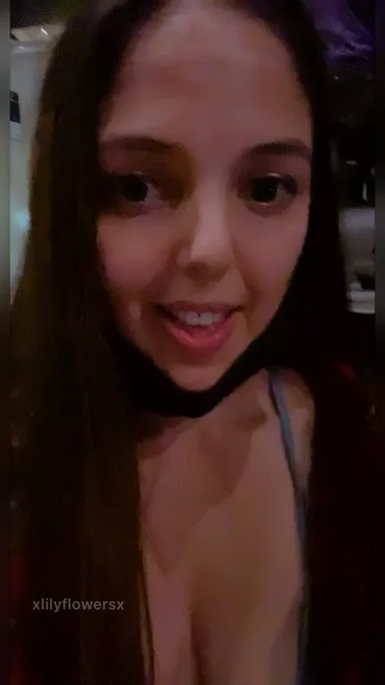 Concert Tit Flash & Sneaky Squeeze 😈🎤🍒 [GIF]