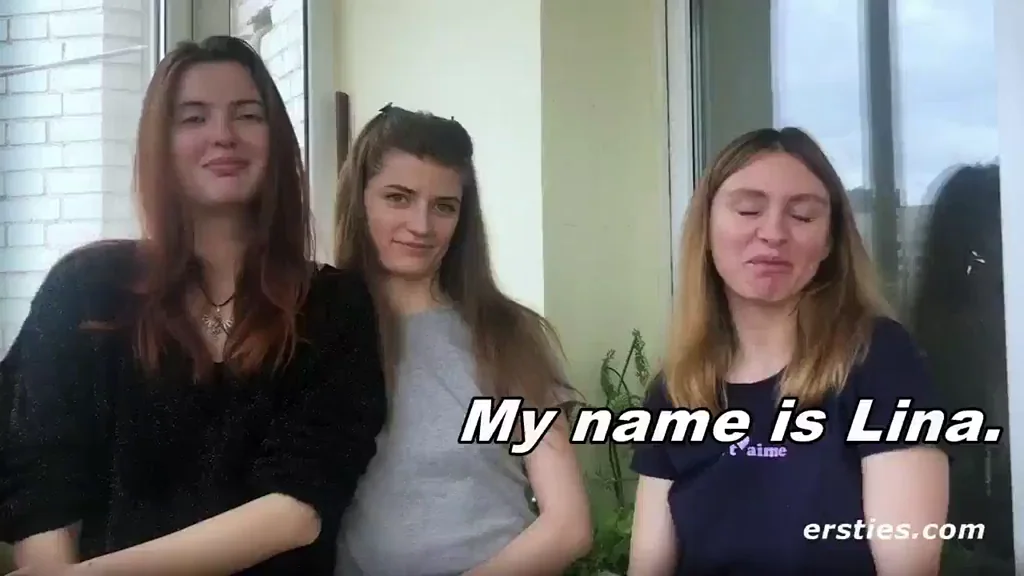 [FFF] Fun Lesbian Threesome!