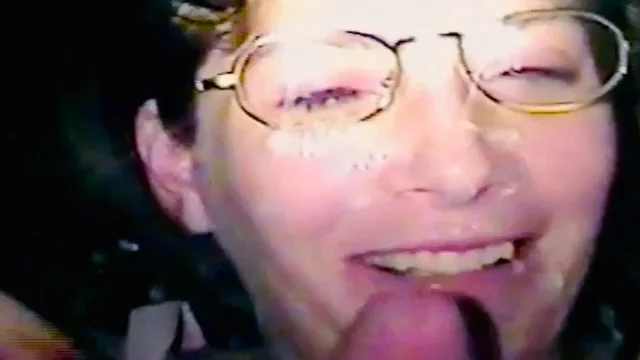 Cum on her face!!