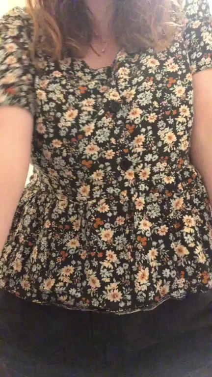 [f] will you lick my ass or will you fuck me right away?