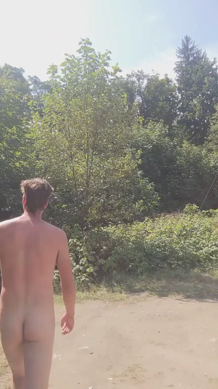 Naked Dude's Risky Public Flash Stroll in the Woods 🌳🍑😈