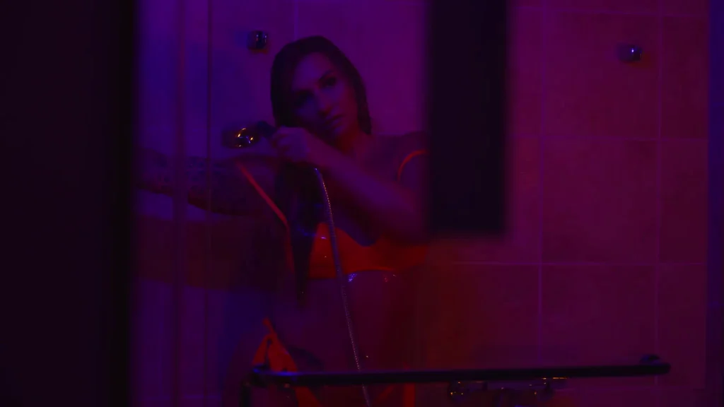 Erotic Photographer. Free to Follow! Photoshoot & BTS videos, Sexy tease videos and POV XXX!